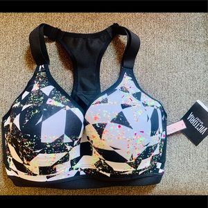 Incredible by Victoria’s Secret Sports Bra 32DD